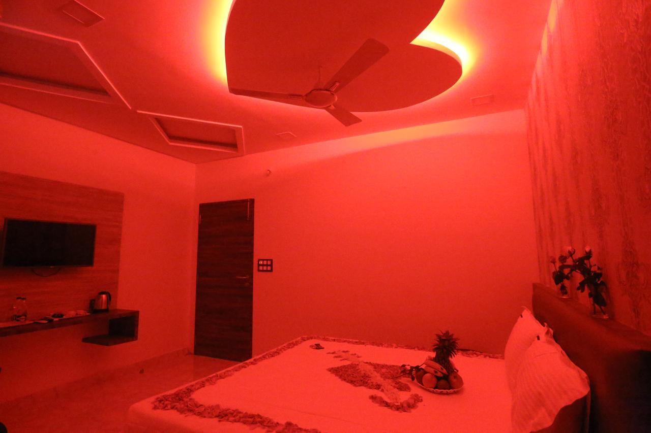 Hotel Sai Krish Grand Chennai Bagian luar foto