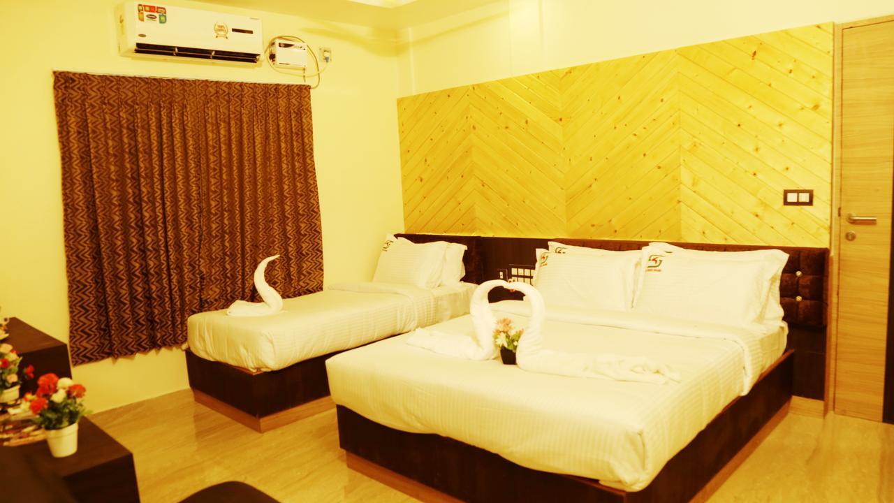 Hotel Sai Krish Grand Chennai Bagian luar foto