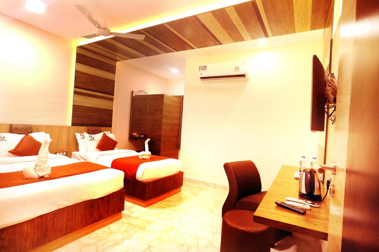 Hotel Sai Krish Grand Chennai Bagian luar foto