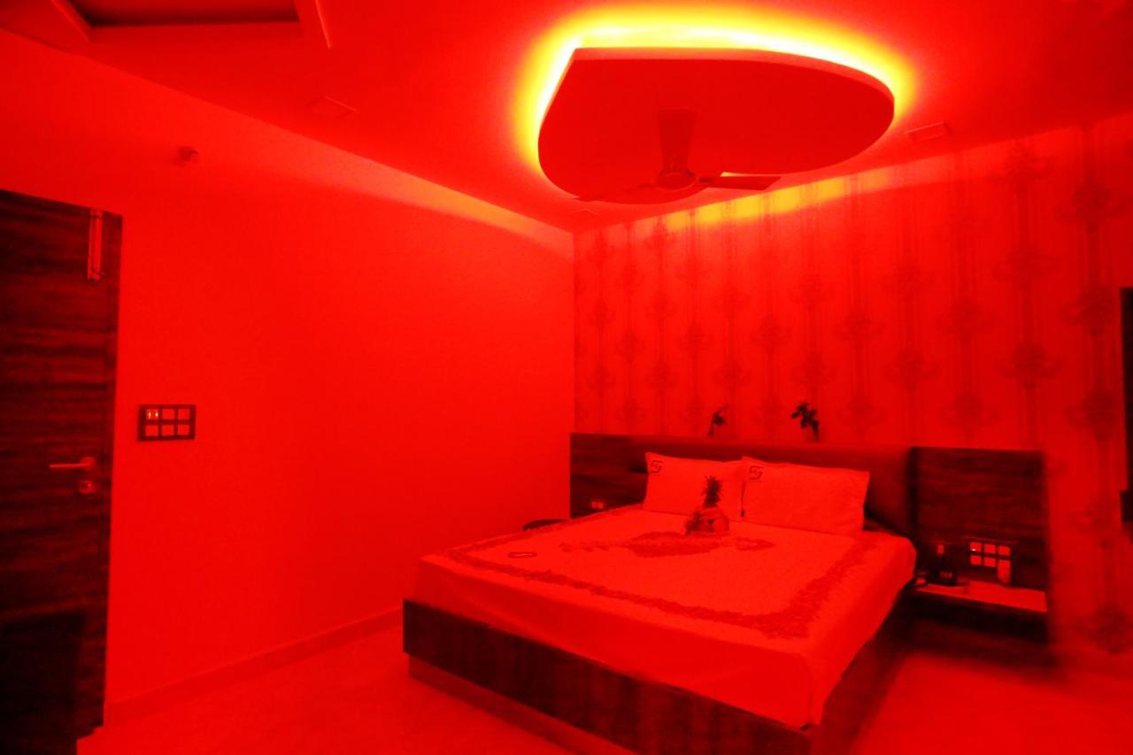 Hotel Sai Krish Grand Chennai Bagian luar foto